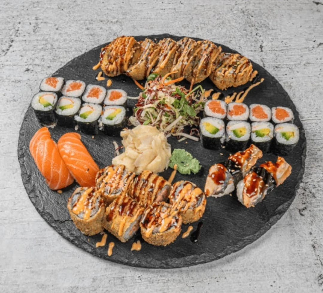 Sushi Menü 9 (32 Stück)